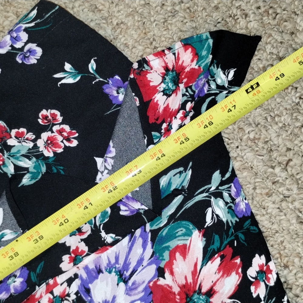 ⭐XHILARATION Wrap Floral Dress Black and Purple Women's Size Small - Picture 10 of 12